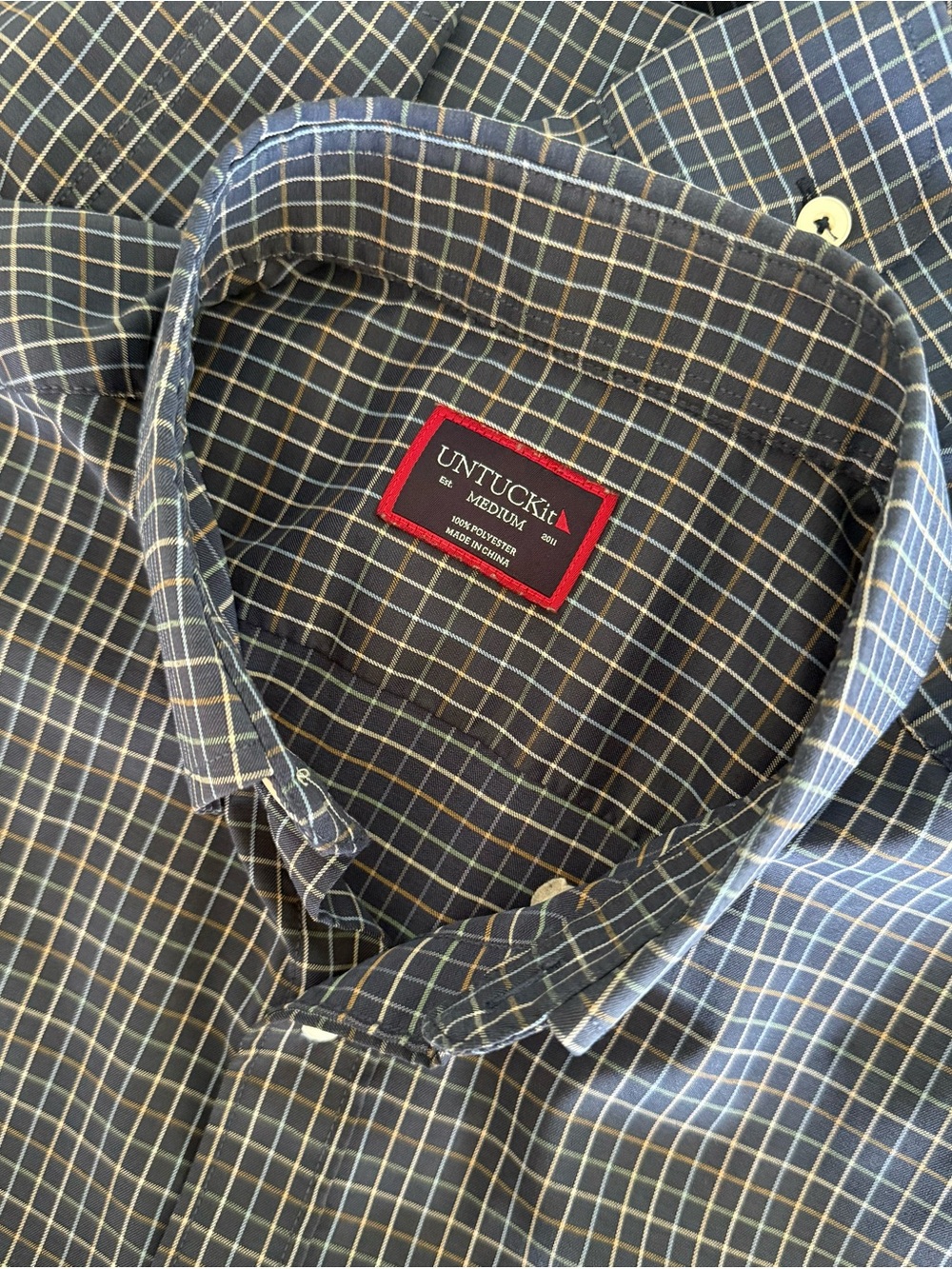 Untuckit Men’s Riley Blue Plaid Professional Button Down Size Medium